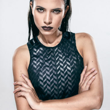HEALTH GOTH: Salud vestida de negro