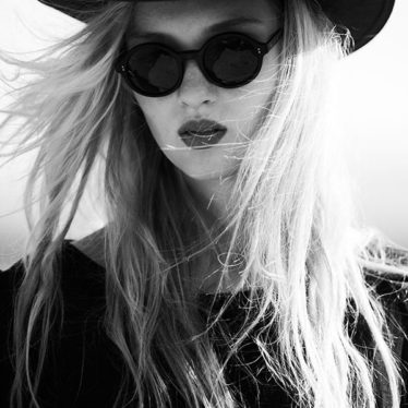 SALVAJE OESTE NEGRO: editorial de moda