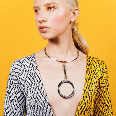 BUTTERCUP: color de primavera 2016