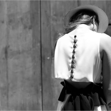 LEONOR RINCÓN: colección blanco y negro