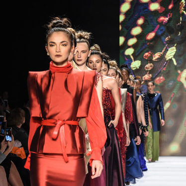 ISABEL HENAO: Shangri La, Bogotá Fashion Week 2017.