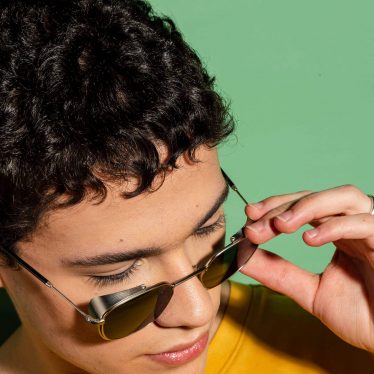 Cómo cuidar mis lentes de acetato o metálicos