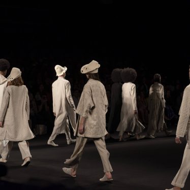 Analogías textiles. Moda consciente. Colombiamoda 2022