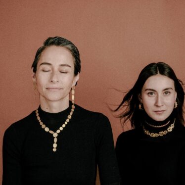 El Legado Dorado: La Historia de las Joyas Precolombinas en Colombia y su Influencia en la Moda Contemporánea