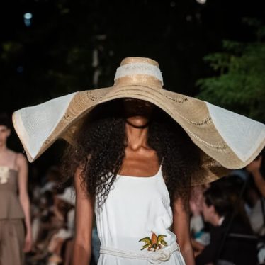 Alado: diseño de autor y moda accesible de la mano de Bronzini
